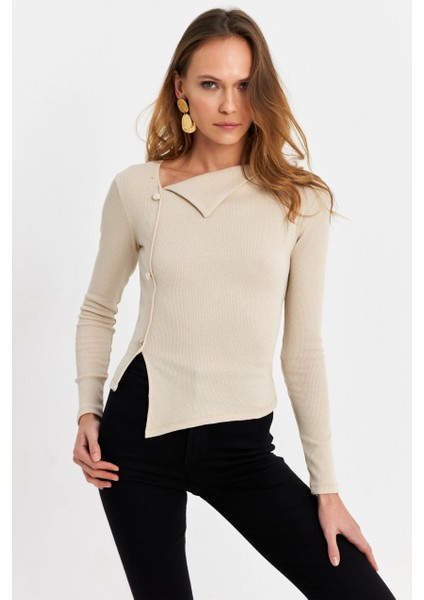 Düğme Aksesuarlı Çapraz Yaka Bluz modelleri