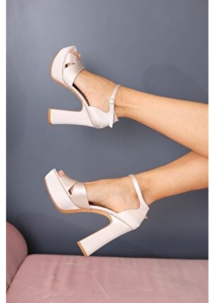 Koşma Garantili Ten Saten 13 cm Platform Topuklu Kadın Abiye Ayakkabı fırsatları