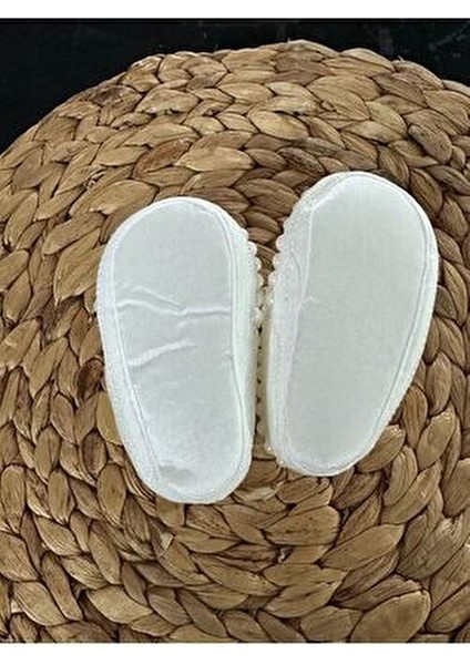 Kız Bebek Fiyonk Detay Parlak Incili 0-6 Ay Arası 10CM Hediyelik Patik Lüx Cırtcıtlı fırsatları