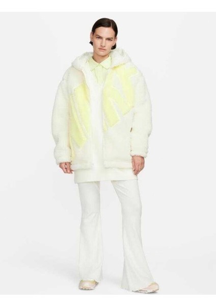 Sportswear Logo Sherpa Jacket Kadın Mont modelleri