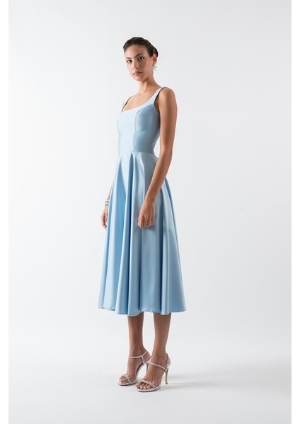 Nema Sırtı Çapraz Bağlamalı U Yaka Midi Abiye Elbise Mavi