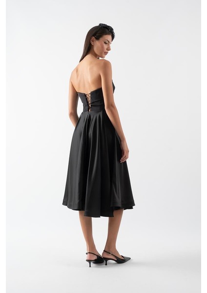 Ivette Straplez Sırt Çapraz Bağcıklı Kloş Kısa Abiye Elbise Siyah fırsatları