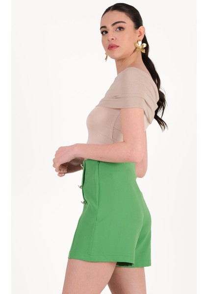 Paridina Önü Düğme Detaylı Mini Şort Yeşil fırsatları