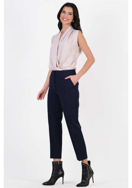 Parietti Klasik Kesim Dar Paça Pantolon Lacivert fırsatları