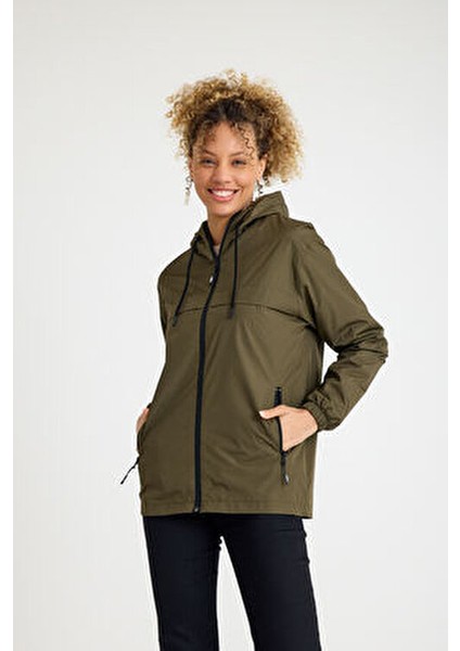 Kadın Içi Astarlı Suya Dayanıklı Kapüşonlu Cepli Yağmurluk modelleri