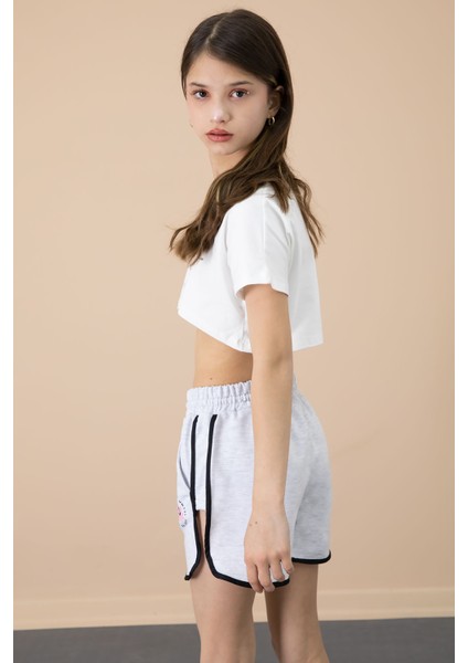 Gri Yanları Yırtmaçlı Çiçek Baskılı Beli Lastikli Kız Çocuk Şort 20740 fırsatları