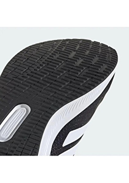 Runfalcon 5 W Kadın Koşu Ayakkabısı Siyah Renk Modern ve Şık Görünüm