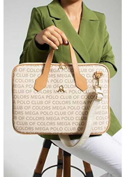 Kadın Leptop ve Evrak Çantası