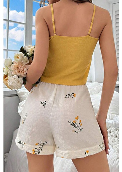Yazlık Pijama Takımı Sarı Renkli Askılı Üst ve Baskılı Şort ile Rahatlık indirimleri