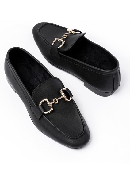 303 Siyah Toka Aksesuarlı Günlük Kadın Babet fiyatları