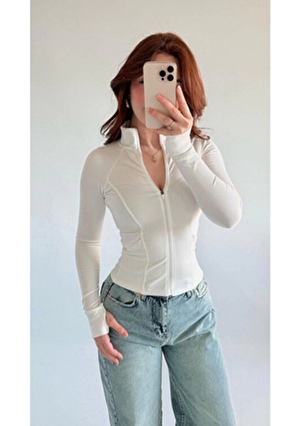 Basic Slim Fit Fermuarlı Bluz Düz Desenli Uzun Kol Beyaz Renk Kumaş fırsatları
