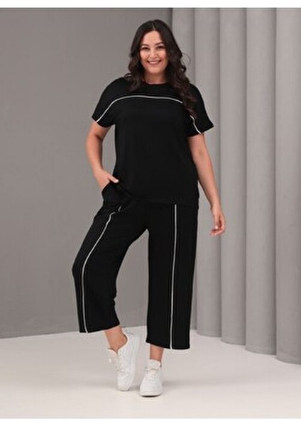Kadın Büyük Beden Siyah, Bisiklet Yaka, Düşük Kol, Biye Detaylı Kapri Boy Takım 65N39069