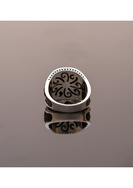 El Yapımı 925 Ayar Gümüş Siyah Oniks Taşlı Osmanlı Stil Erkek Yüzük Parmağa Göre Ayarlanır 10.95 gr fırsatları