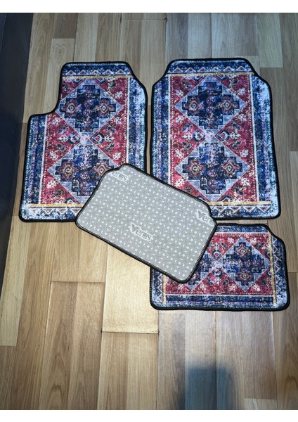 Şık ve Otantik Halı Desenli Araba Paspası – 4’lü Set modelleri