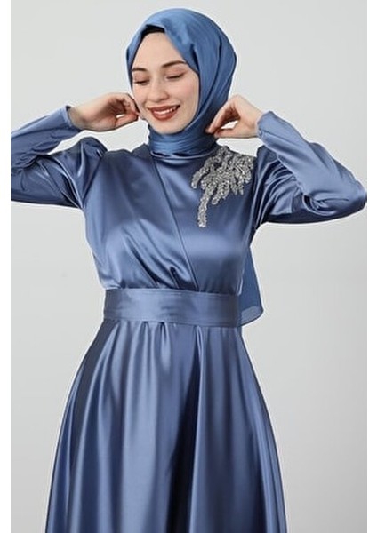 Omzu Taşlı Saten Abiye Indigo indirimleri