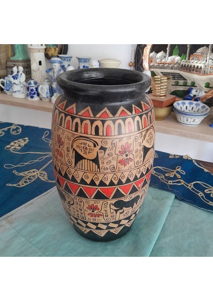 Özel Işlemeli Toprak Vazo modelleri