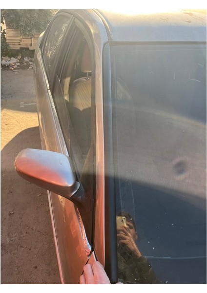 Honda Civic Vtec 2 Ön Cam Çıtası Sag Yolcu Tarafı modelleri