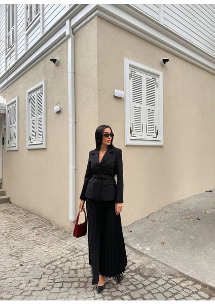 Kadın Belden Kemerli Şık Takım-Blazer&piliseli Etek
