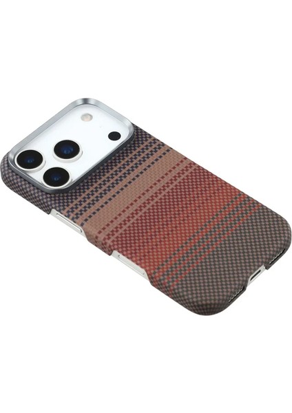 iPhone 17 Pro Max Kılıf Gradient Ultra Ince Karbon Manyetik Şarj Özellikli 0.4mm Kapak modelleri