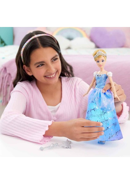 Sesli ve Işıklı Disney Prensesi Sihirli Balo Elbiseli Cinderella Bebek JBF94 fiyatları