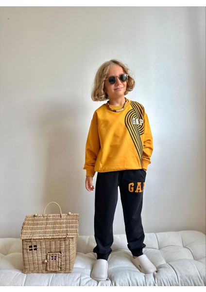 Çizgili Sweatshirt-Eşofman Altı Mevsimlik Erkek Çocuk Takım