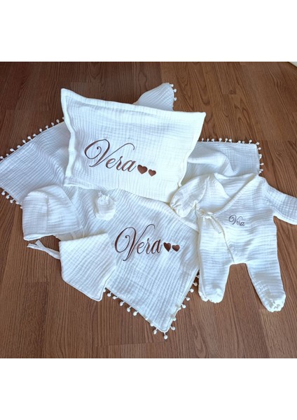 Kişiye Özel Isim Nakışlı 6’lı Müslin Hastane Çıkışı Bebek Seti – %100 Pamuk indirimleri