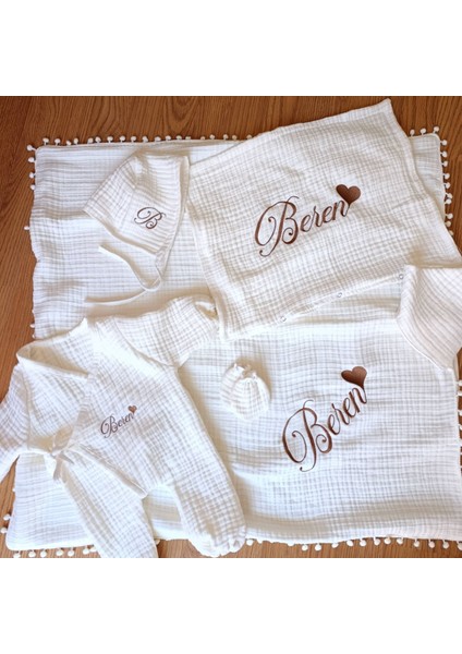 Kişiye Özel Nakışlı 6’lı Müslin Hastane Çıkışı – Isim Yazılı Bebek Seti