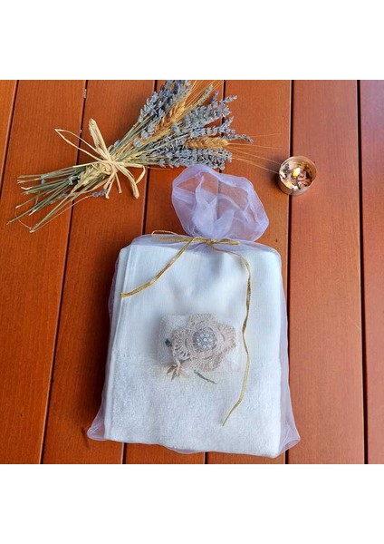 30X50CM 2 Ad Havlu + Sabun Küçük