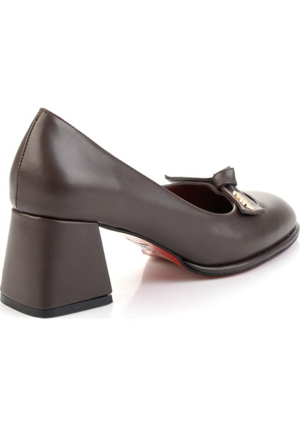 Kahve Kadın Klasik Topuklu Ayakkabı K01231467509 modelleri