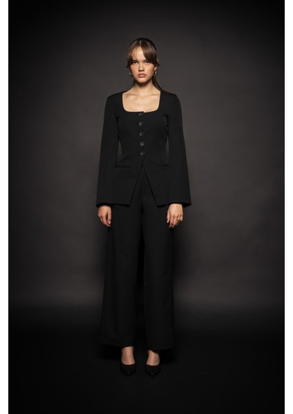 Kadın Siyah Geniş Yaka Blazer