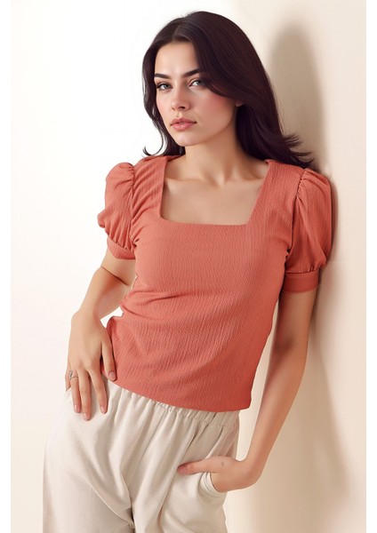 Kadın BDART Slim Fit Kare Yaka Bluz Pink fırsatları