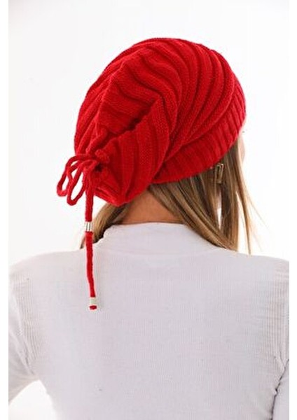 Kadın Ipli Kırmızı Bere indirimleri