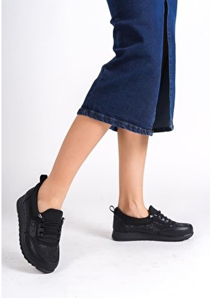 Rosa Bağcıklı Lastikli Ortopedik Rahat Taban Cilt Taş Detaylı Babet Anne Ayakkabısı St Siyah fırsatları