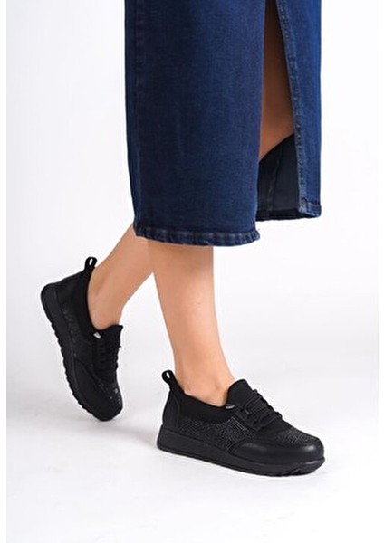 Rosa Bağcıklı Lastikli Ortopedik Rahat Taban Cilt Taş Detaylı Babet Anne Ayakkabısı St Siyah