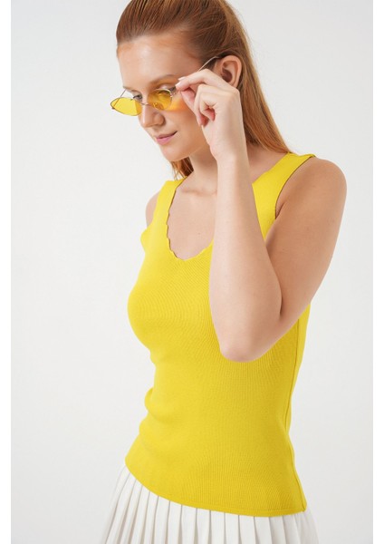 Kadın BDART Slim Fit V Yakalı Esnek Bluz Yellow fiyatları
