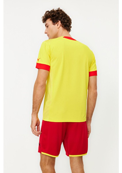Fcat Away Jersey Cyber Yellow-Puma Red Erkek Kısa Kol Dokuma Regular Fit Tişört fiyatları
