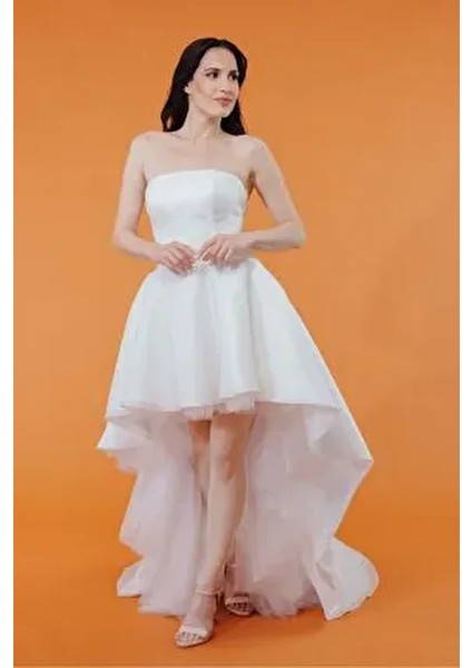 Önü Kısa Arkası Uzun Gelinlik Nikah Elbisesi