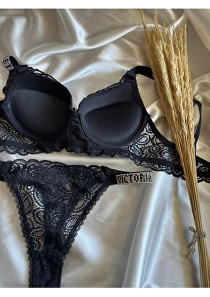 Dantelli Lastiği Taşlı Balenli Destekli Dolgulu Push Up Siyah Sütyen ve String Iç Çamaşırı Takımı fırsatları