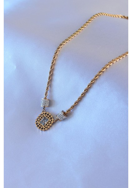 316L Çelik Gold Renk Lotus Model Zirkon Taşlı Burgu Zincir Kadın Ke fiyatları