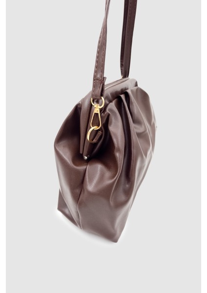 Arvia Yumuşak Formlu Ayarlanabilir Çapraz Askılı El Çantası Acı Kahve indirimleri