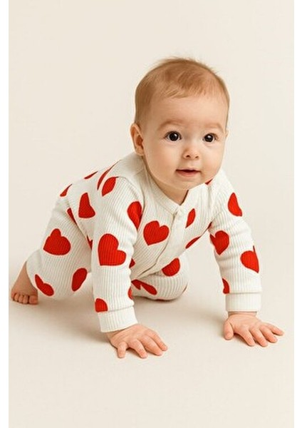 Kız Bebek Kalpli Baskılı Çıtçıtlı Yenidoğan Bebek Tulumu %100 Pamuk Esnek 1-3-6 Aylık fiyatları