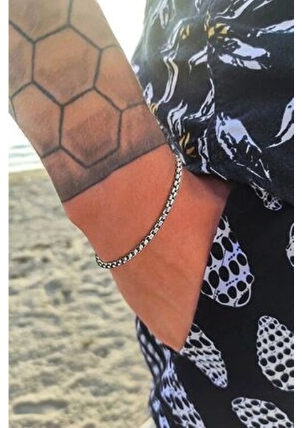 Paslanmaz 4 Adet Erkek Spor Çelik Bileklik Set modelleri