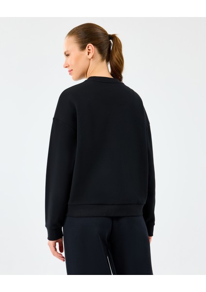 W Essential Crewneck Sweatshirt Kadın Siyah Sweatshirt S2610011-3817 modelleri