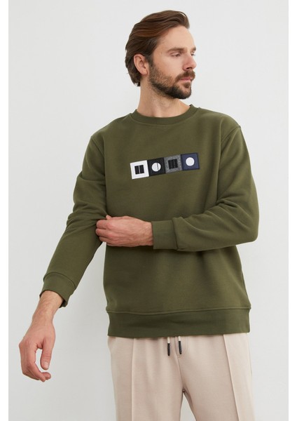 3 Iplik Nakışlı Bisiklet Yaka Sweatshirt fiyatları