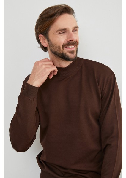 Basic Dik Yaka Triko Kazak