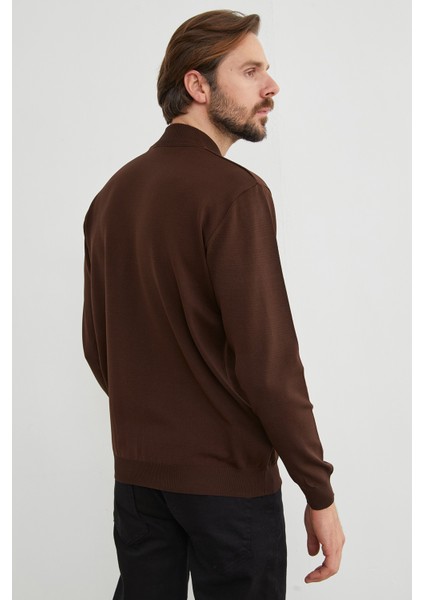 Basic Dik Yaka Triko Kazak indirimleri