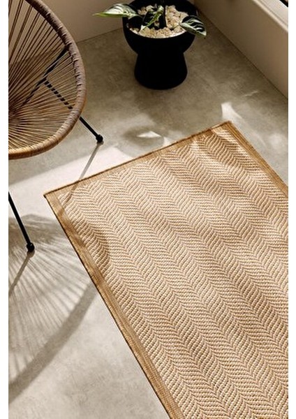Leke Tutmaz Iç Dış Mekan Bej Renk Balıksırtı Halı Kilim fırsatları
