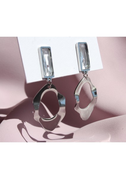 Taş Detaylı Damla Küpe