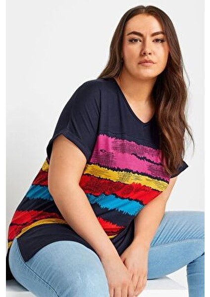 Büyük Beden V Yaka Kısa Kollu Mor Çizgili T-Shirt Kadın Günlük Tarz Viskon fiyatları