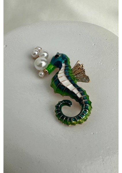 Inci Detay Yeşil Renk Deniz Atı Broş (4cm)